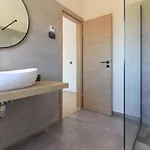 Villa Modern With Private Pool In Pula