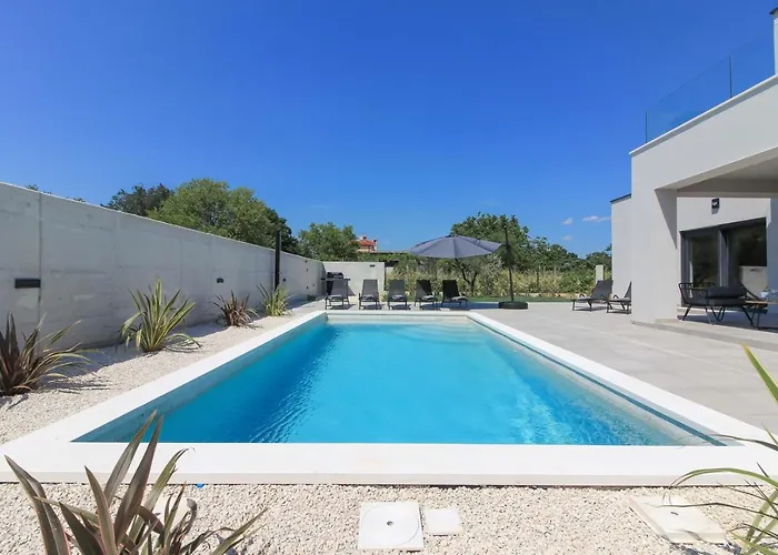 Modern With Private Pool In * 普拉