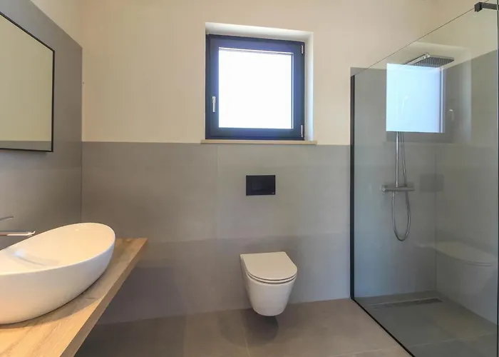 Modern With Private Pool In 普拉