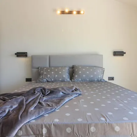 Modern With Private Pool In فيلة *
