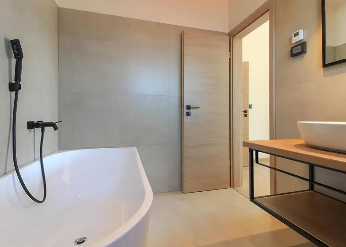 Vila Modern With Private Pool In Pula