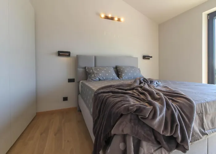 Vila Modern With Private Pool In Pula