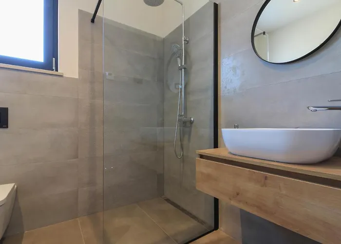 Vila Modern With Private Pool In Pula